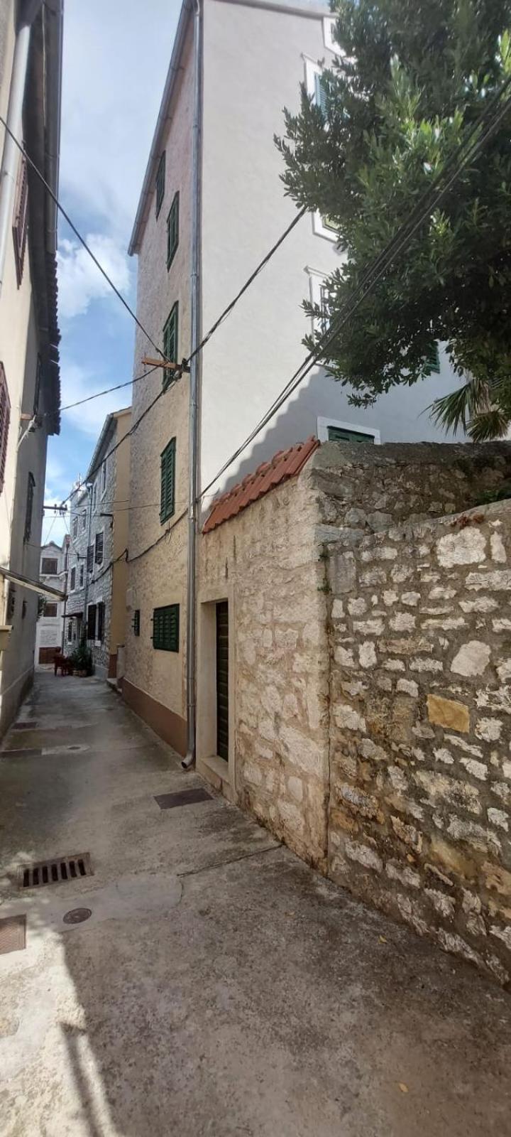 Torriano Holiday House Σίμπενικ Εξωτερικό φωτογραφία