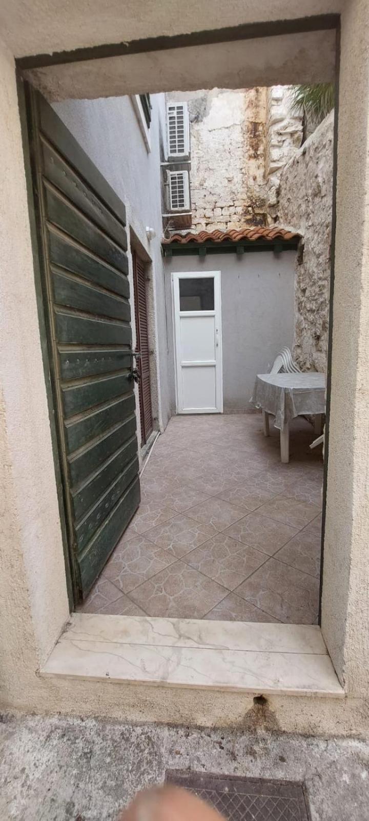 Torriano Holiday House Σίμπενικ Εξωτερικό φωτογραφία